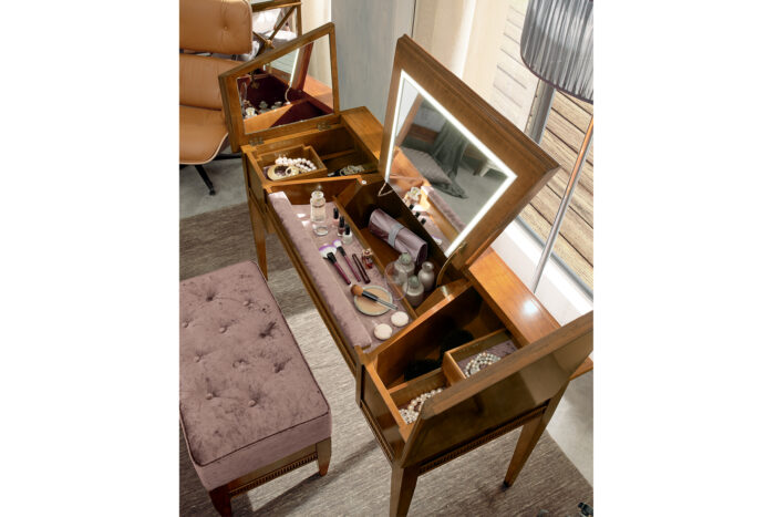 15.05 - Toilette da camera con piano apribile, specchio e luci led - immagine 4