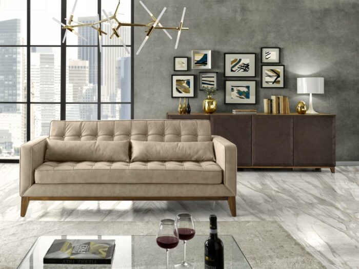 23.204 - Credenza in Noce Canaletto con ante tappezzate, due vassoi estraibili e porta bicchieri - immagine 2