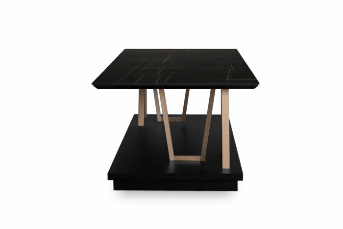 22.92 - Tavolino rettangolare top in Gres e struttura centrale in finitura metallizzata dalla particolare forma geometrica.